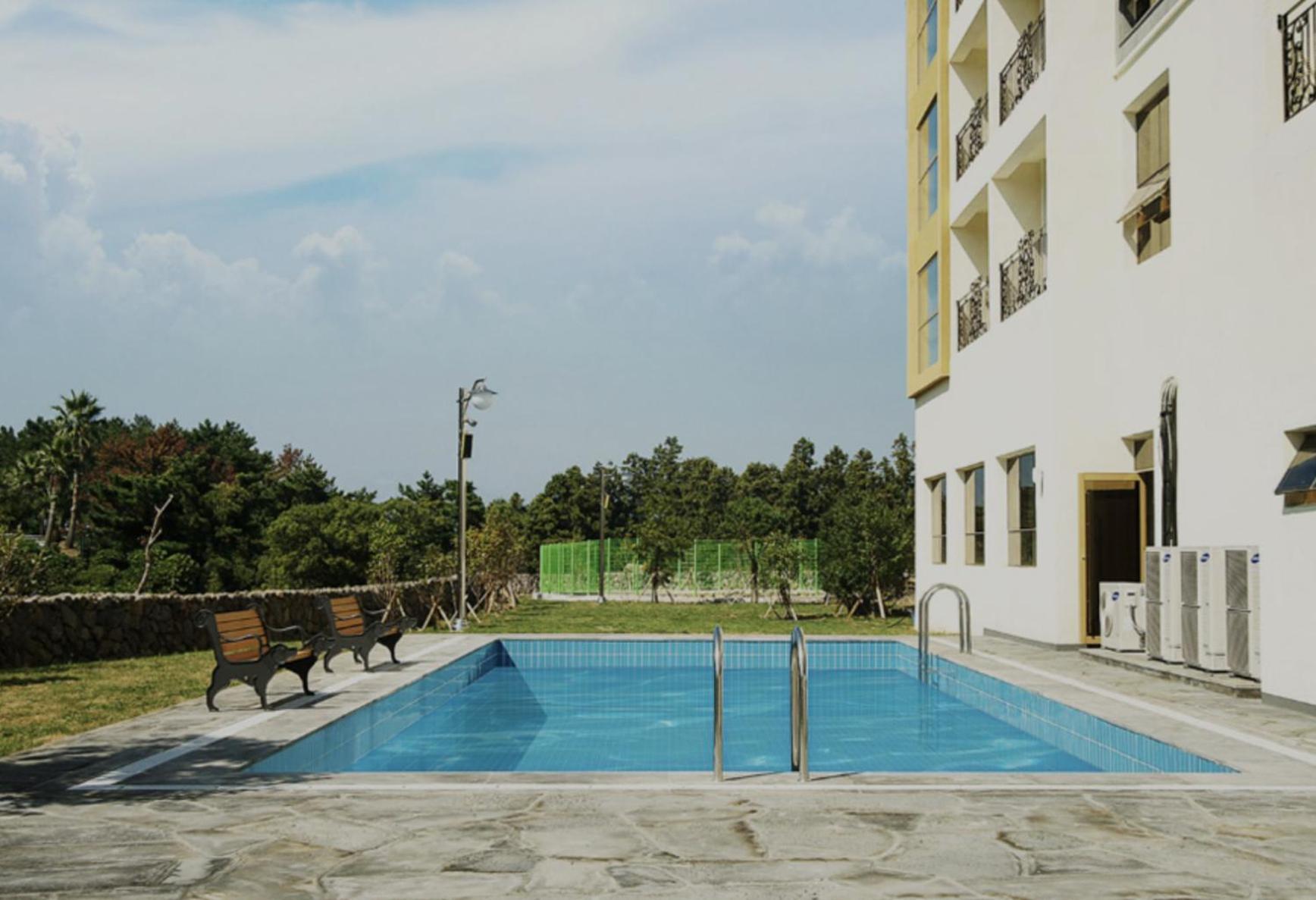 ג'גו Pearly Hotel מראה חיצוני תמונה