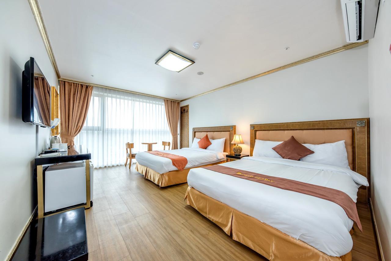 ג'גו Pearly Hotel מראה חיצוני תמונה
