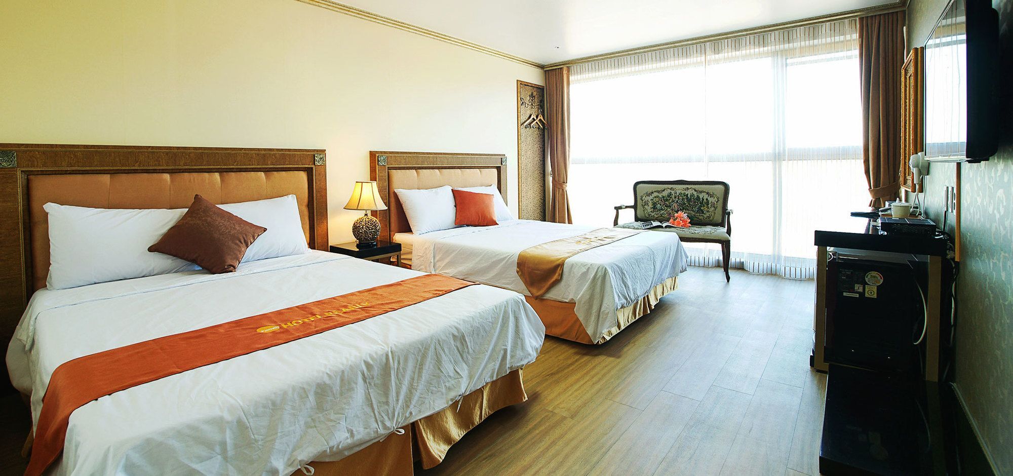 ג'גו Pearly Hotel מראה חיצוני תמונה