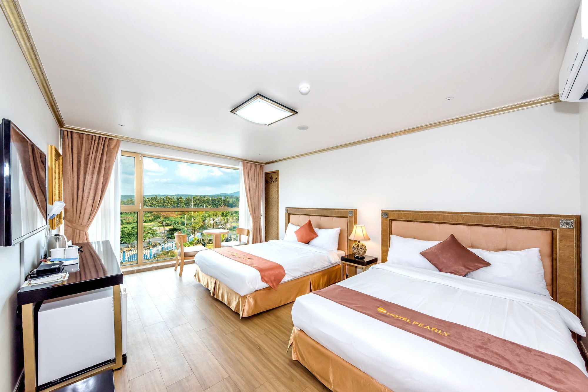 ג'גו Pearly Hotel מראה חיצוני תמונה