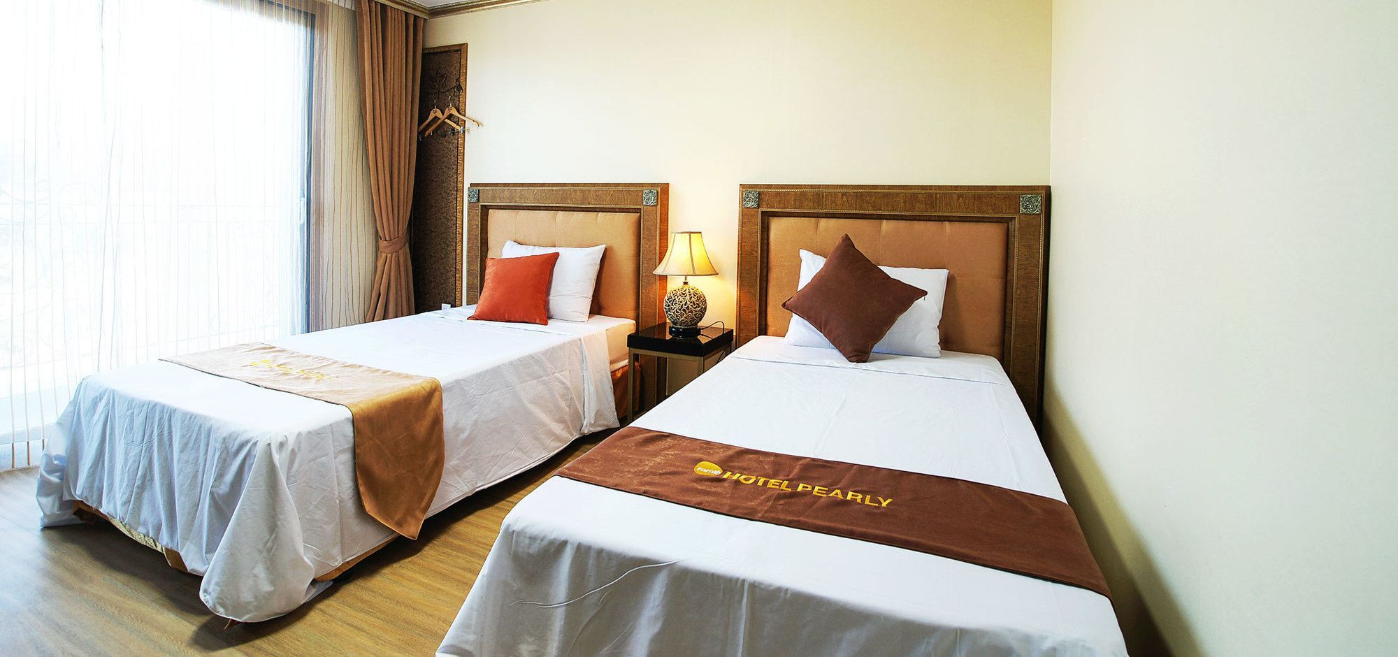 ג'גו Pearly Hotel מראה חיצוני תמונה