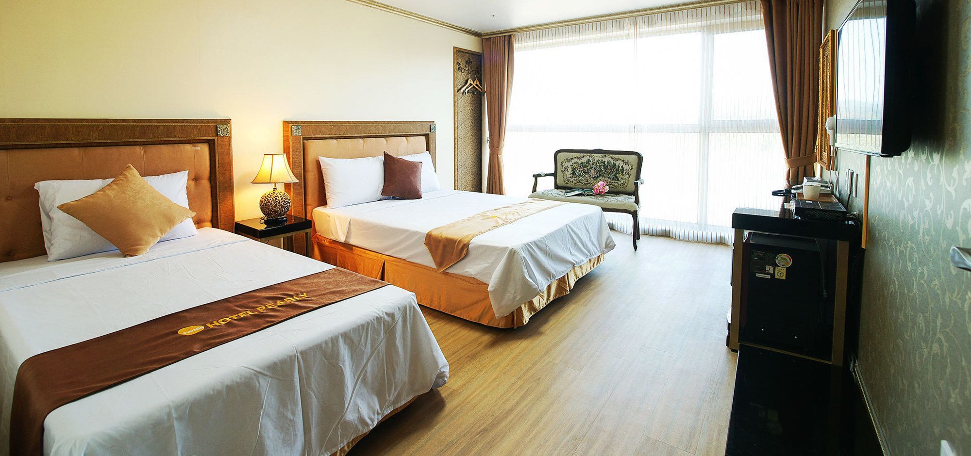 ג'גו Pearly Hotel מראה חיצוני תמונה